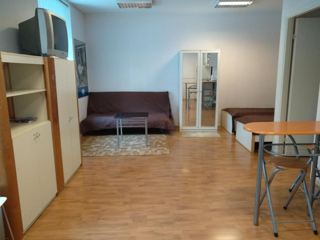 Economy Baltics Apartments - Narva 16 タリン エクステリア 写真
