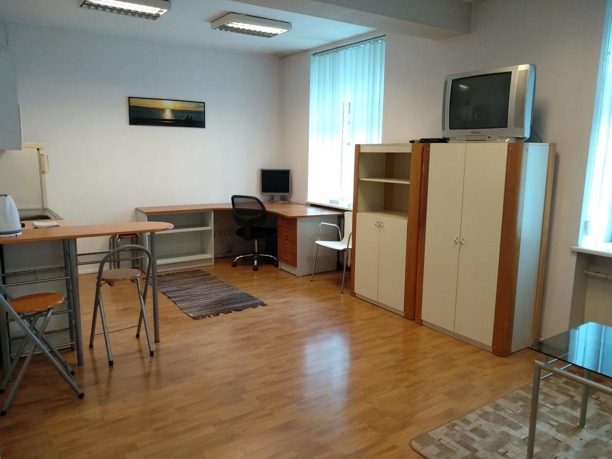 Economy Baltics Apartments - Narva 16 タリン エクステリア 写真