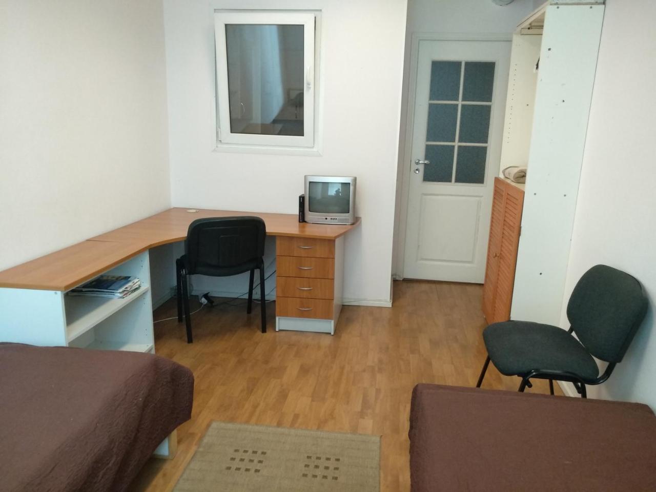 Economy Baltics Apartments - Narva 16 タリン エクステリア 写真